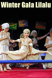Circus Lilalu Winter-Gala-Show 2007 "Carnaval do Brasil " im Münchner Circus Krone am 09.12.2007. Bei uns finden sie viele Fotos (Foto: Ingrid Grossmann)